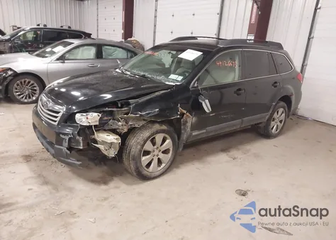 2010 Subaru Outback 2.5I Premium z USA, uszkodzony, nr VIN 4S4BRBCC0A3329101